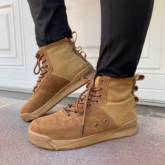 New super comfy Booties - Picture 1 of 8